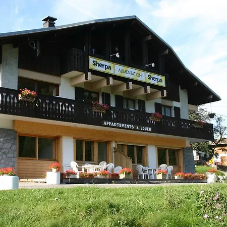 Apartment Familial Aux Gets: 3 Chambres, 2 Salles De Bains, Wi-fi, Proche Remontees Mecaniques! - Fr-1-671-67 Les Gets